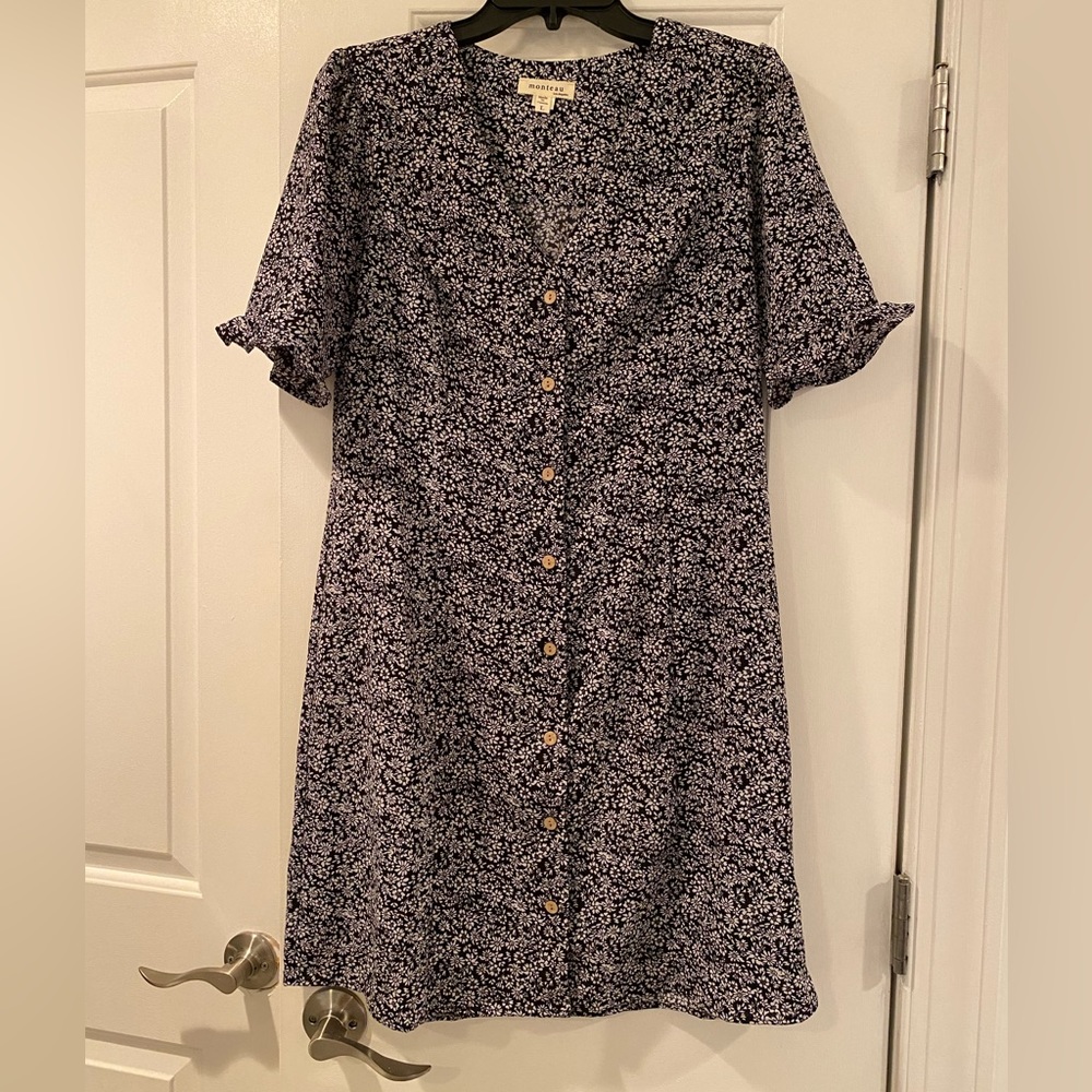 Monteau navy and white floral dress with button detail size L